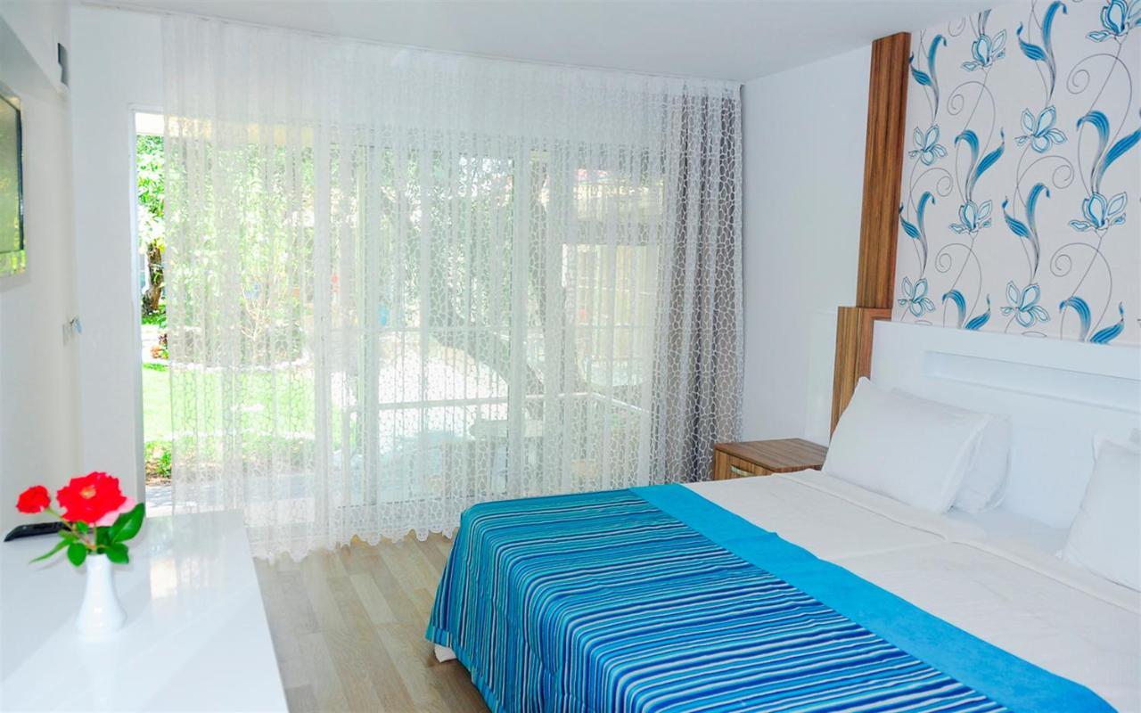 Clover Magic Altinkum Park Hotel Side Exterior photo