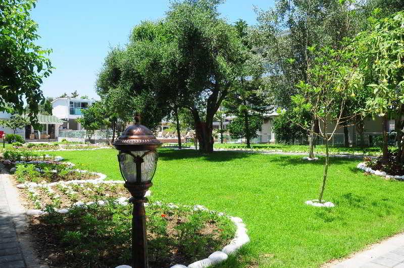 Clover Magic Altinkum Park Hotel Side Exterior photo
