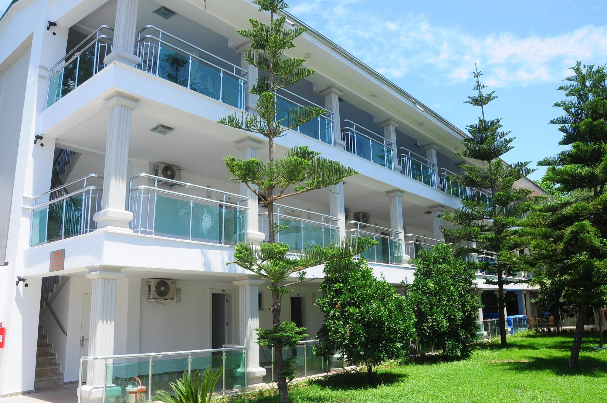Clover Magic Altinkum Park Hotel Side Exterior photo